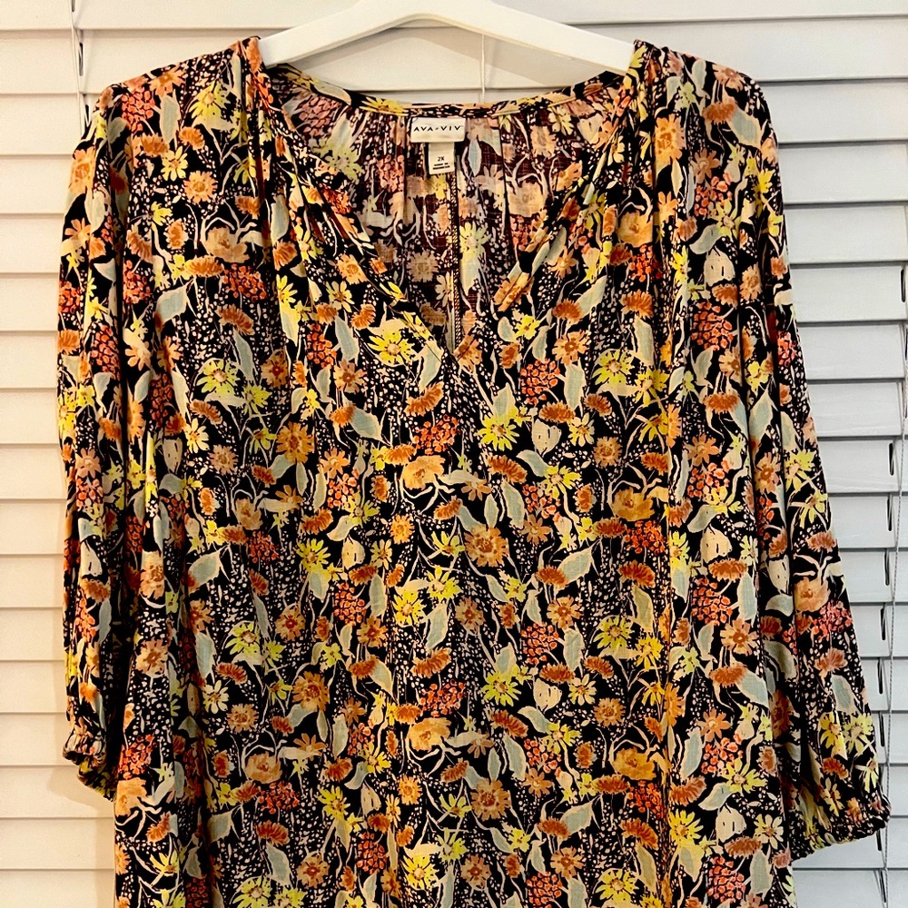 Women's 2X Ava & Viv blouse